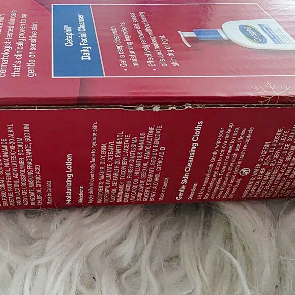 NIB Cetaphil Winter Essentials for Sensitive Skin Kit - Picture 5 of 7